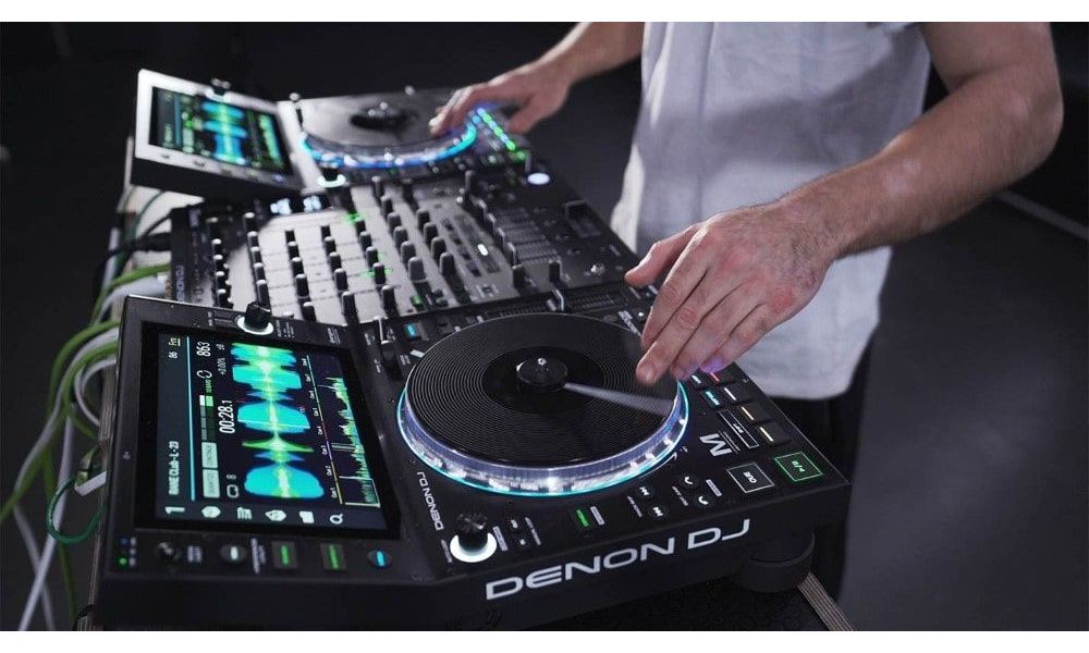 Denon DJ SC 6000 + Denon DJ LC 6000 - Tienda de sonido